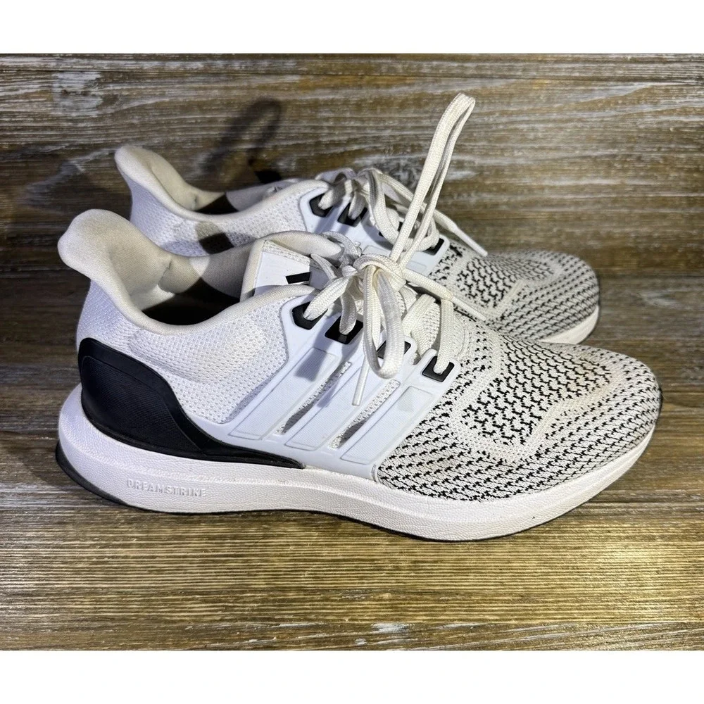 Adidas Ultradream DNA Running Shoes White Black JS0328‎ Women's Size 7.5